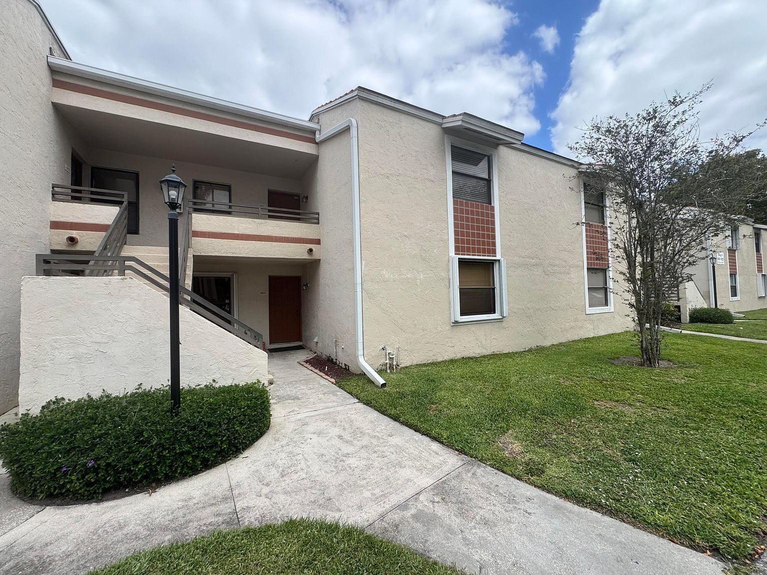 9819 NW 3rd Ct #3 Plantation, FL 33324  | Condominium