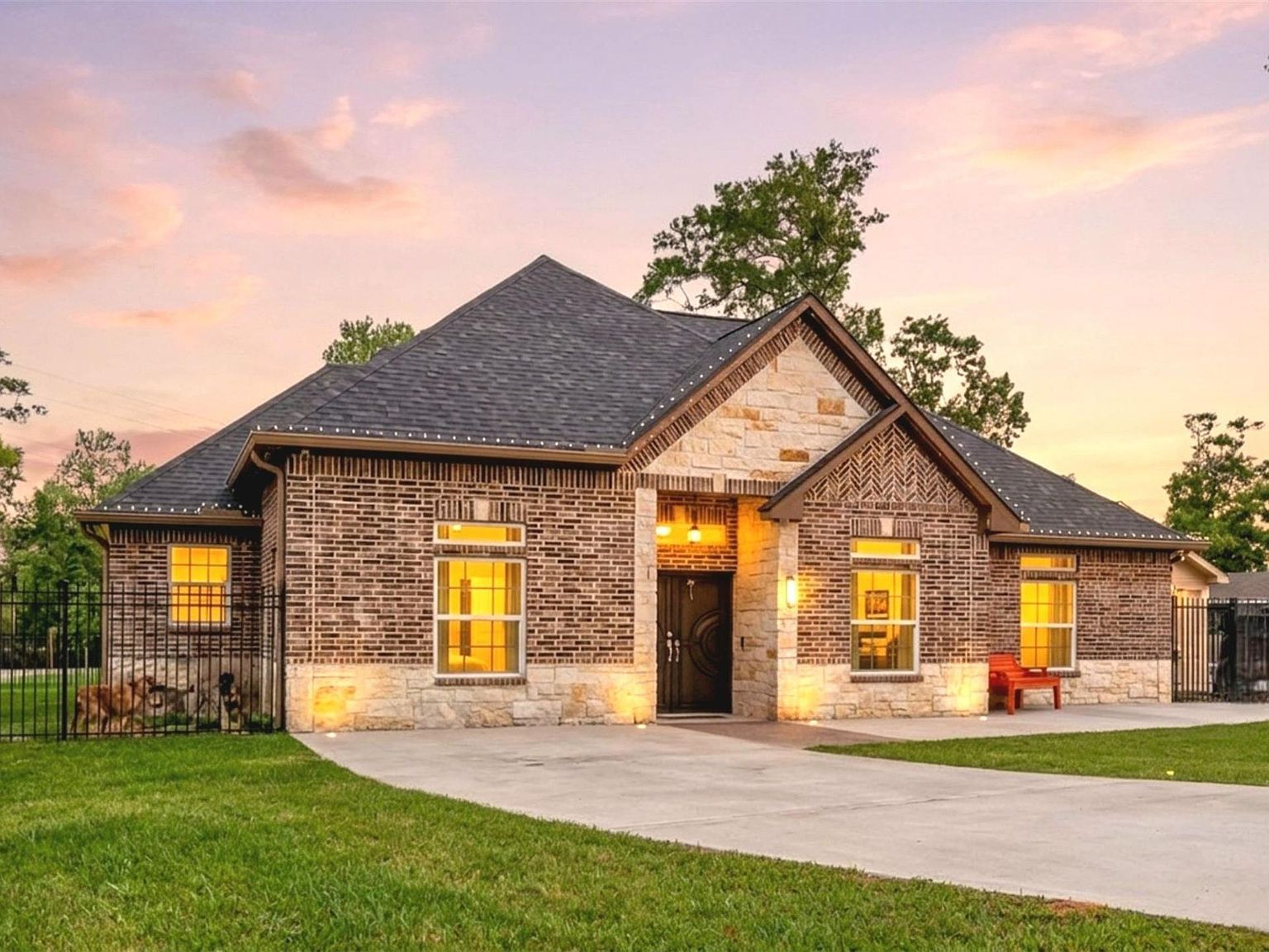 23519 Creek Wood Dr Spring, TX 77389  | Single Family