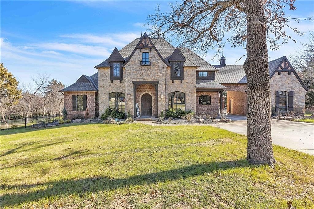 2410 Alexa Ave Edmond, OK 73034 - Thumbnail 2