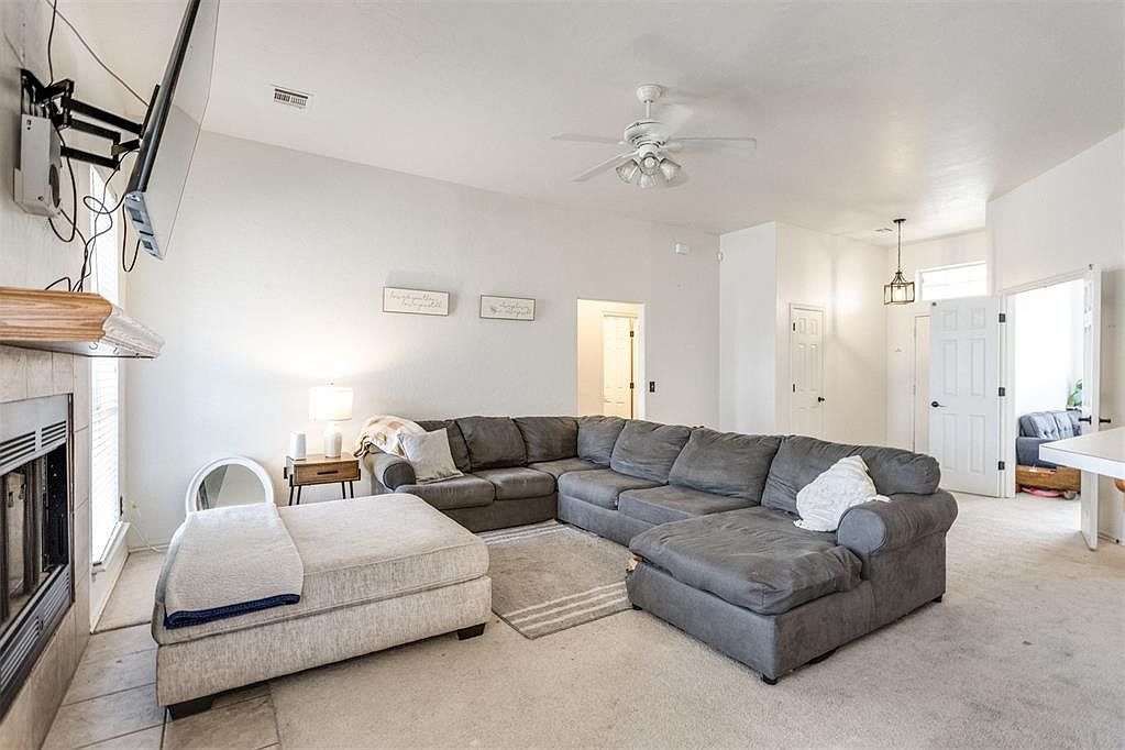 4904 Sunny Ct Oklahoma City, OK 73135 - Thumbnail 2