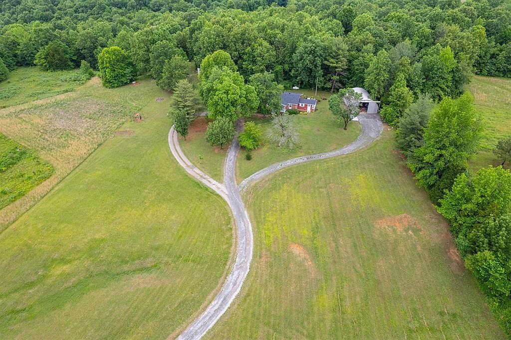 6215 Highway 54 E Fordsville, KY 42343, 42343