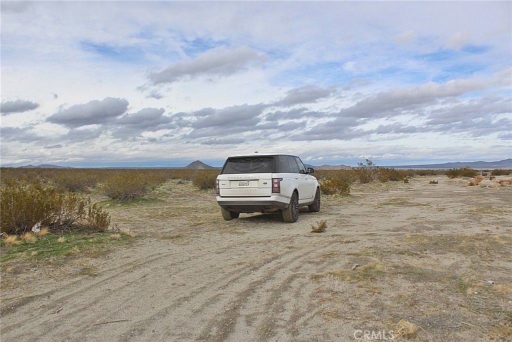 11 Holly St Phelan, CA 92371 - Thumbnail 2