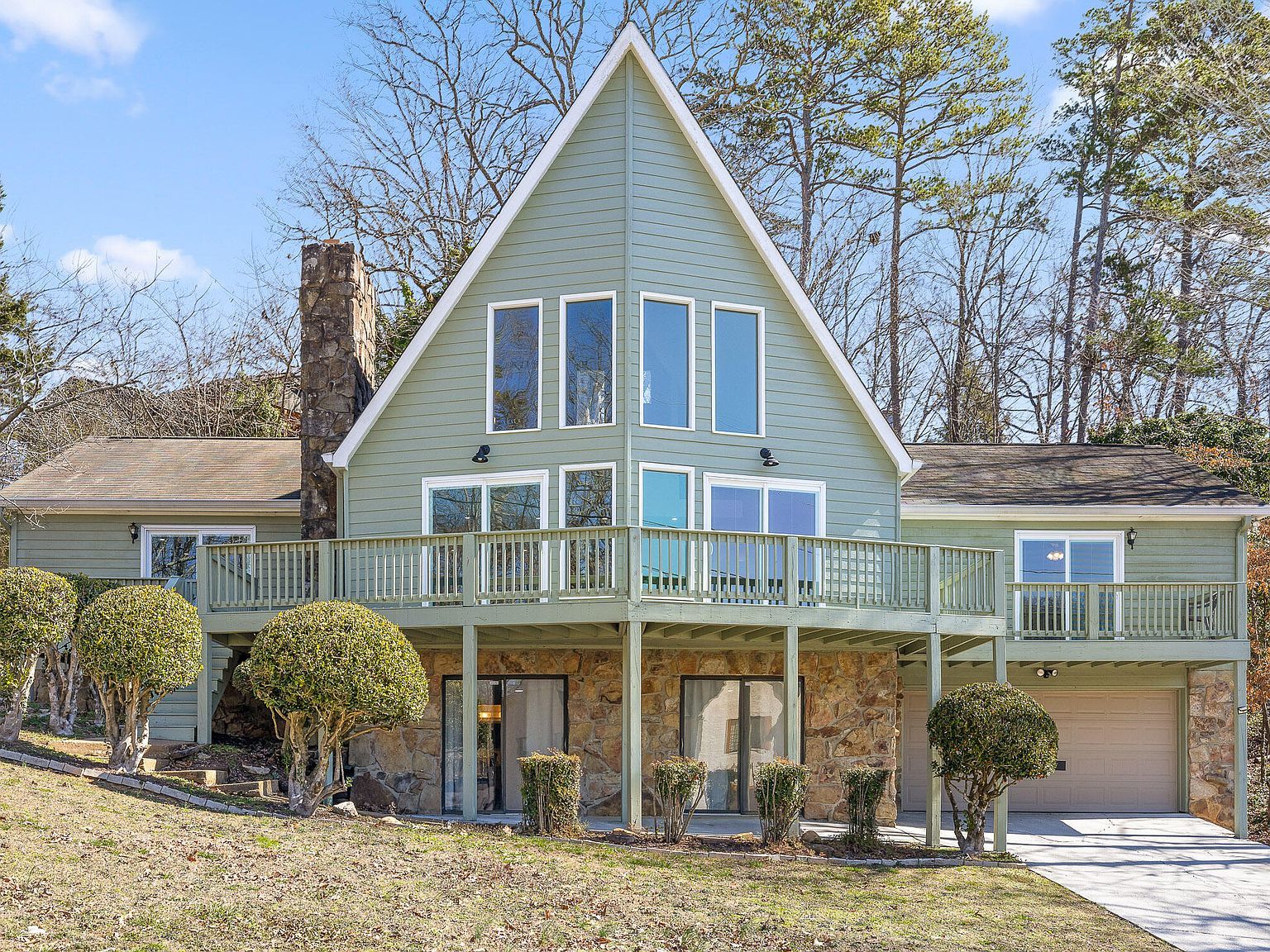 4913 Shoreline Dr Chattanooga, TN 37416 - Thumbnail 2