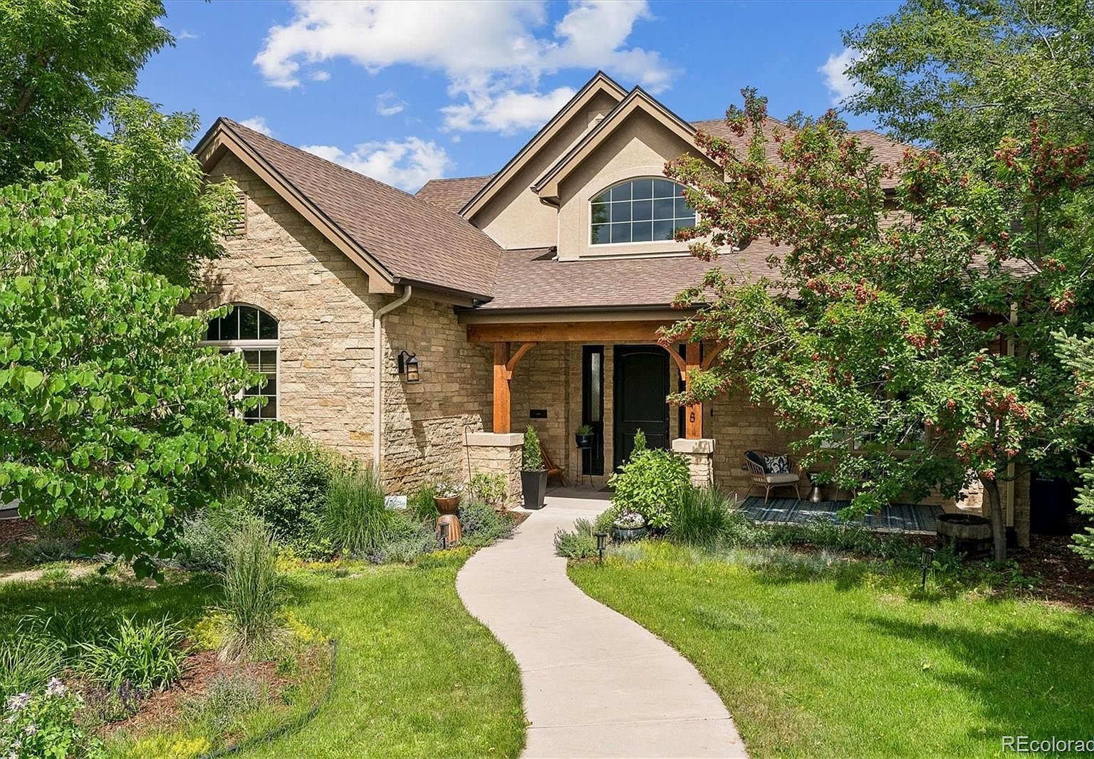 5518 S Foresthill St Littleton, CO 80120, 80120