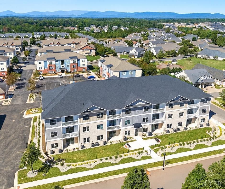 420 Capstone Dr UNIT 103 Lynchburg, VA 24502 - Thumbnail 2