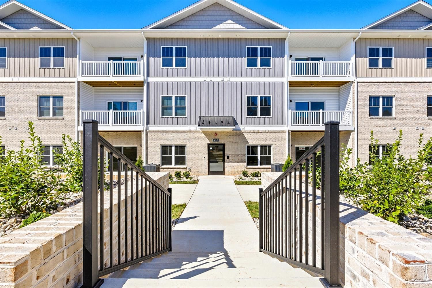 420 Capstone Dr #101 Lynchburg, VA 24502  | Condominium