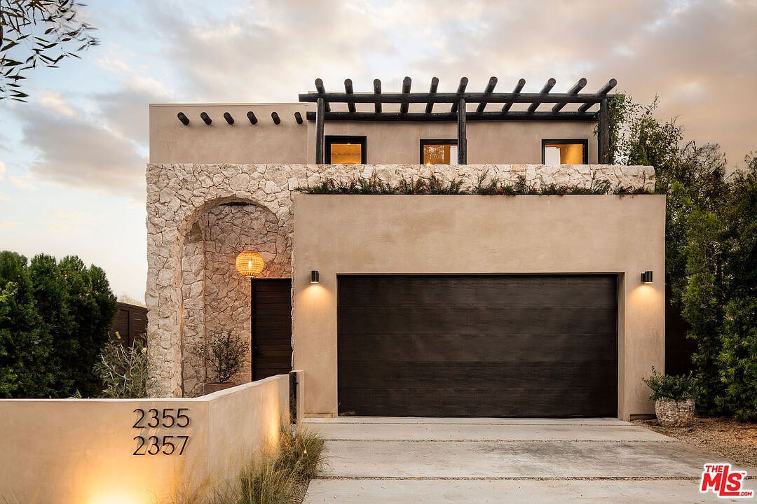 2355 Glover Pl Los Angeles, CA 90031 - Thumbnail 2