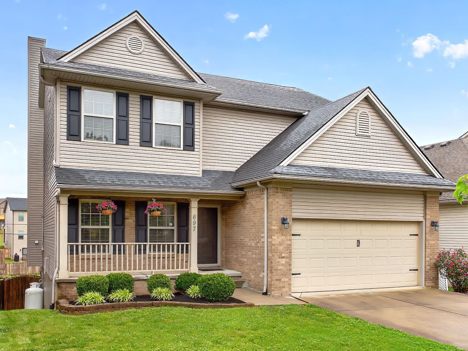 697 Lucille Dr Lexington, KY 40511, 40511
