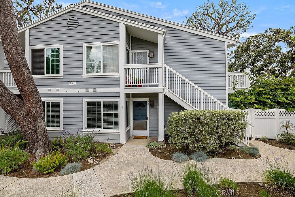 1301 Via Sebastian UNIT 24 San Pedro, CA 90732 - Thumbnail 2