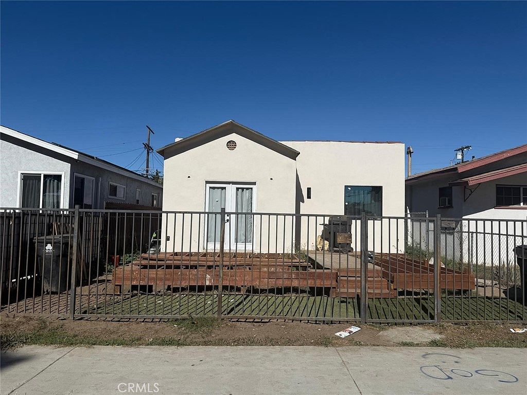 1513 W 60th St Los Angeles, CA 90047  | Single Family