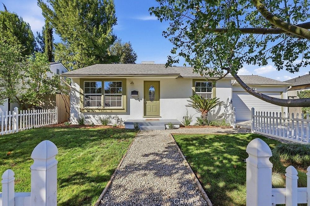 16937 Hartland St Van Nuys, CA 91406 - Thumbnail 2