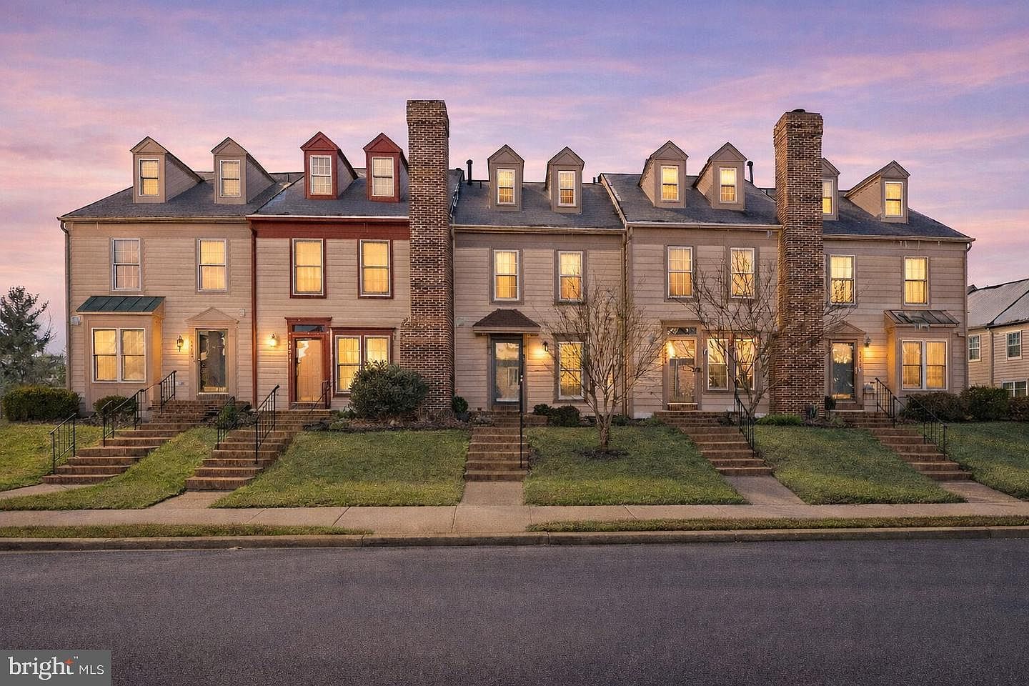 44025 Aberdeen Ter Ashburn, VA 20147 - Thumbnail 2