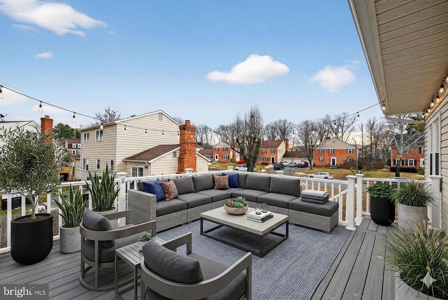 711 Campbell Way Herndon, VA 20170 - Thumbnail 2