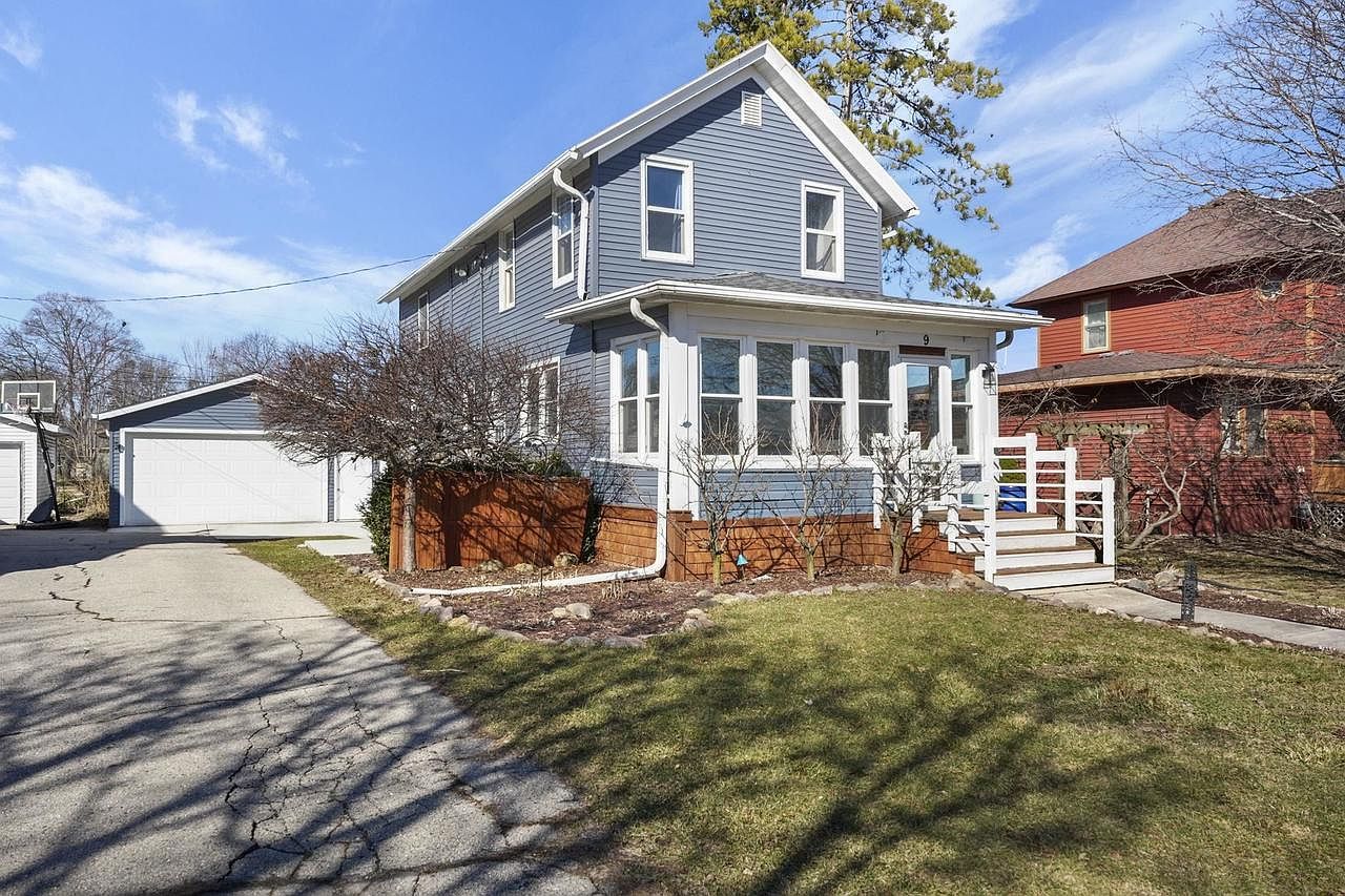 9 N Grand Ave Deerfield, WI 53531  | Single Family
