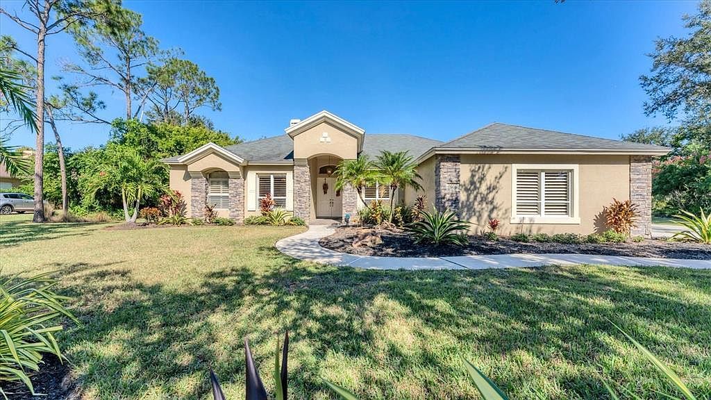 10515 Cheval Pl Bradenton, FL 34202 - Thumbnail 2