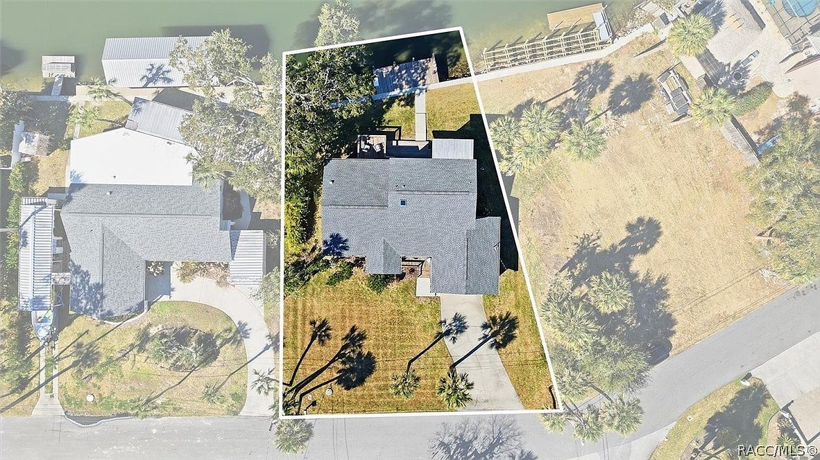 9205 W Harbor Isle Ct Crystal River, FL 34429 - Thumbnail 2