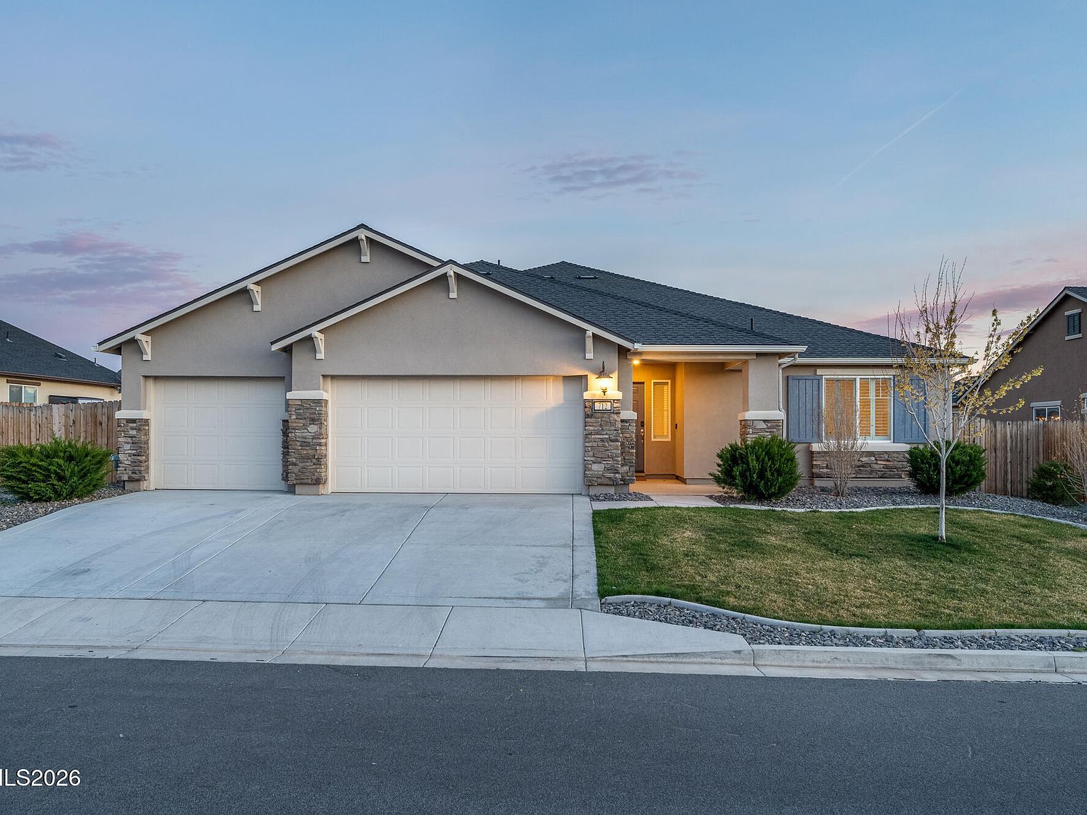 712 Hallow Pointe Dr Sparks, NV 89441  | Single Family