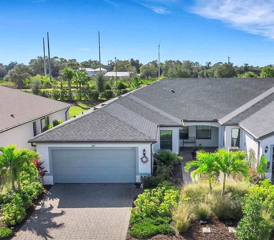 6471 Silverstar Dr Sarasota, FL 34240 - Thumbnail 2