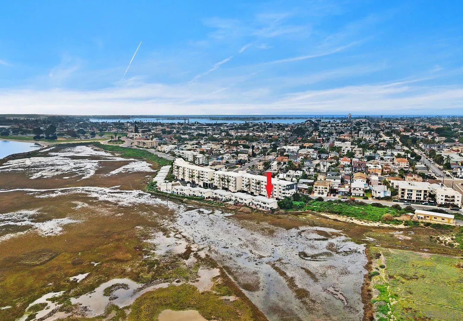 4013 Crown Point Dr Unit 2 San Diego, CA 92109 - Thumbnail 2