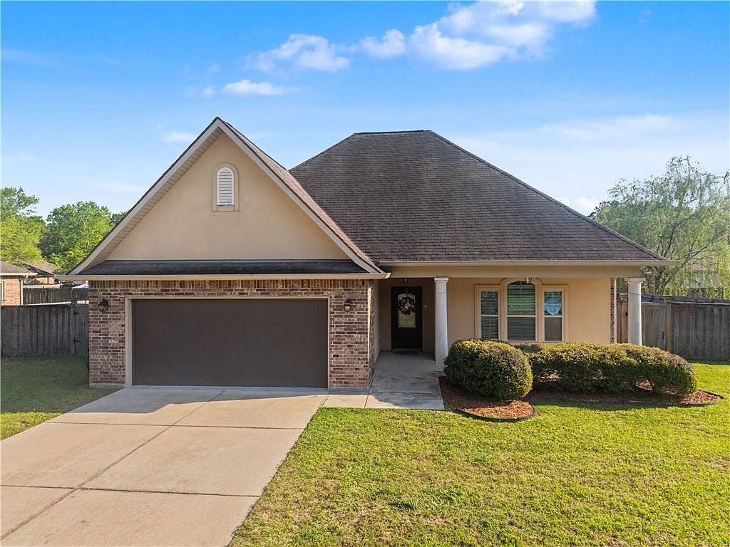 21216 Beau Chateau Blvd Ponchatoula, LA 70454  | Single Family
