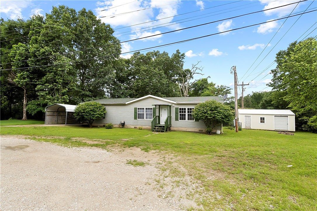 2042 Longview Rd Merriam Woods Village, MO 65740, 65740