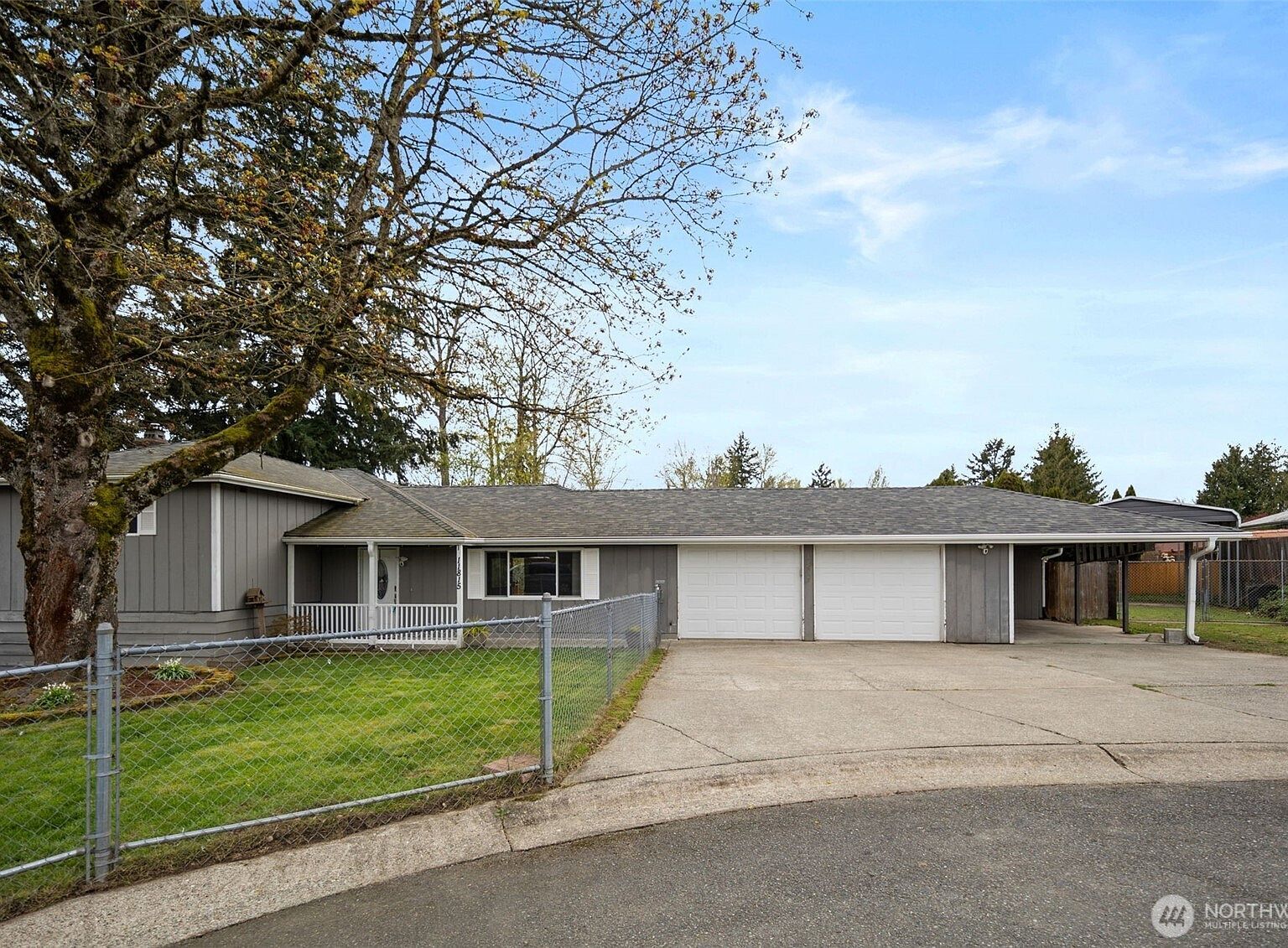 11815 SE 206th St Kent, WA 98031  | Single Family