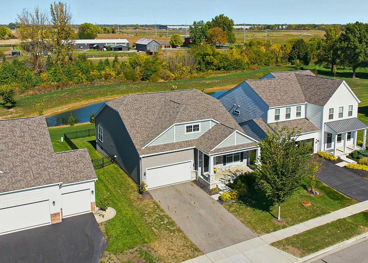 438 Bethpage Blvd Commercial Point, OH 43116 - Thumbnail 2