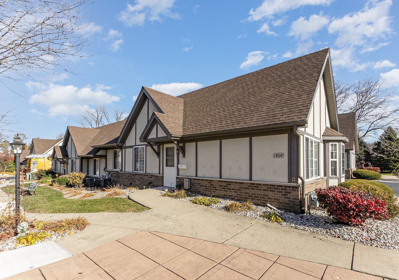 1804 Willow Circle Dr #1804 Crest Hill, IL 60403 - Thumbnail 2