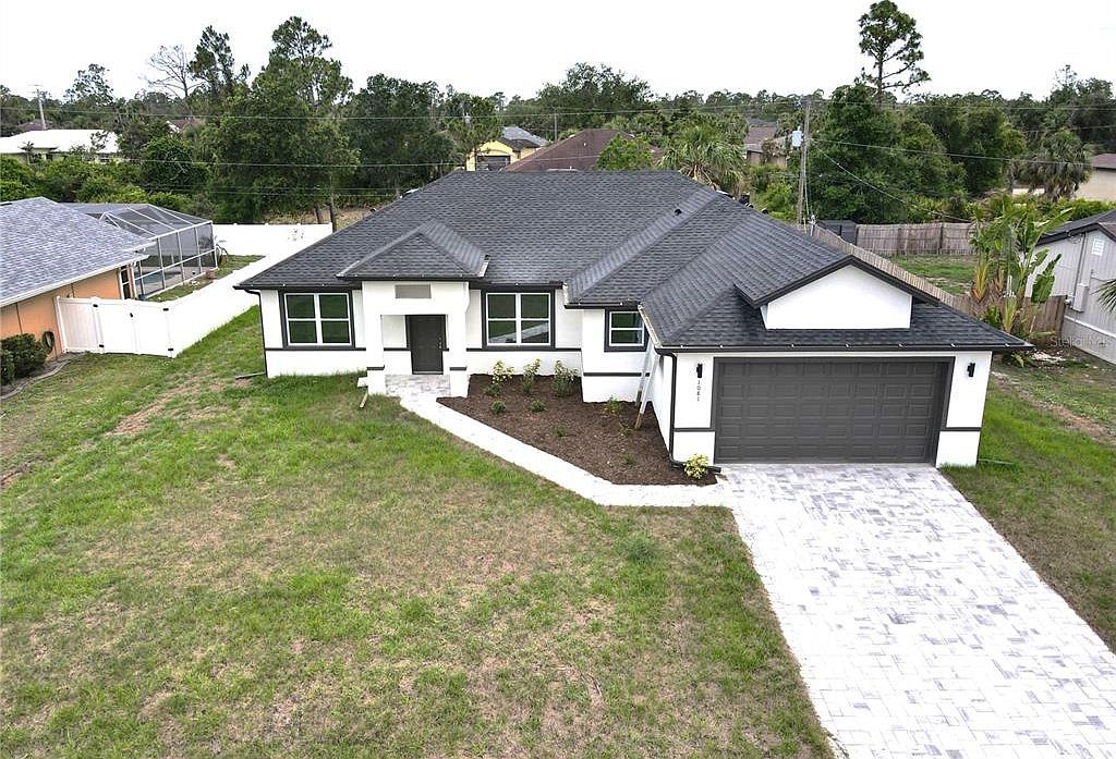 1081 McCrory St North Port, FL 34286 - Thumbnail 2