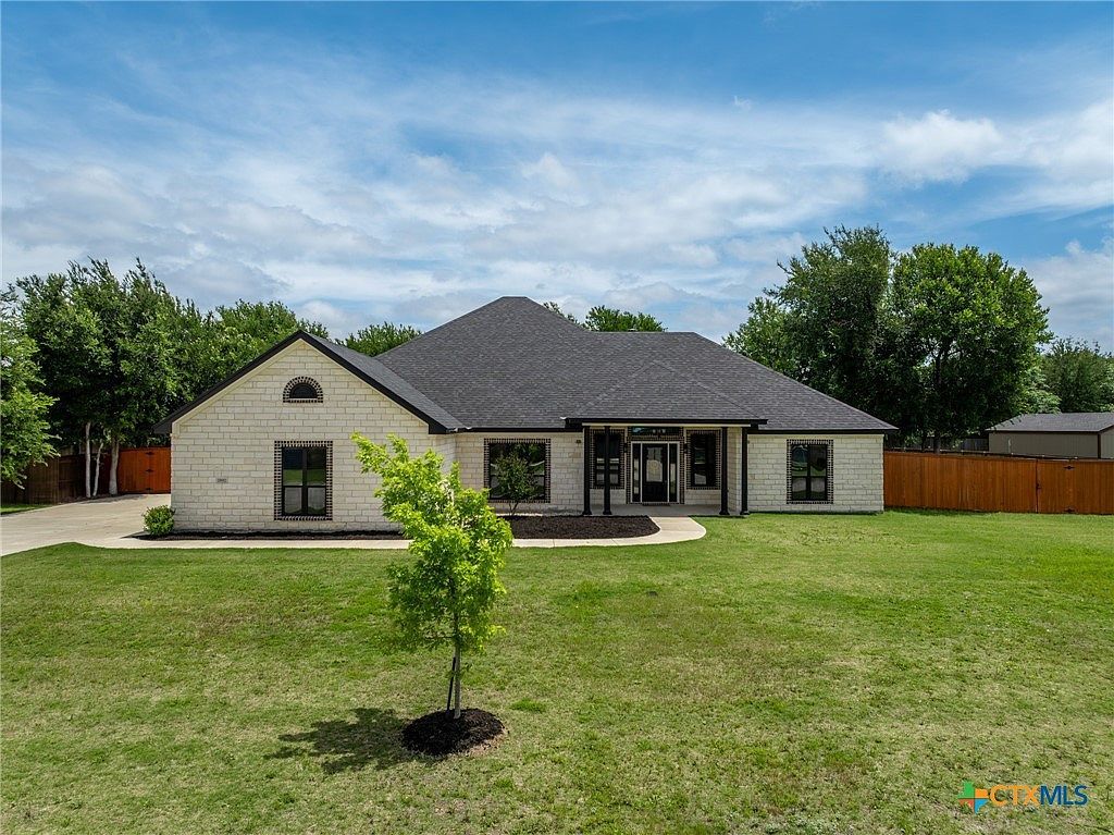 2892 Beulah Blvd Belton, TX 76513 | Single Family