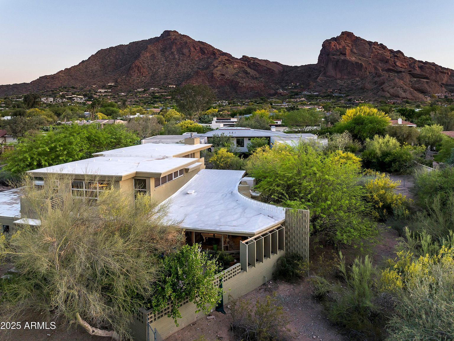 6306 N Camelback Manor Dr Paradise Valley, AZ 85253 - Thumbnail 2