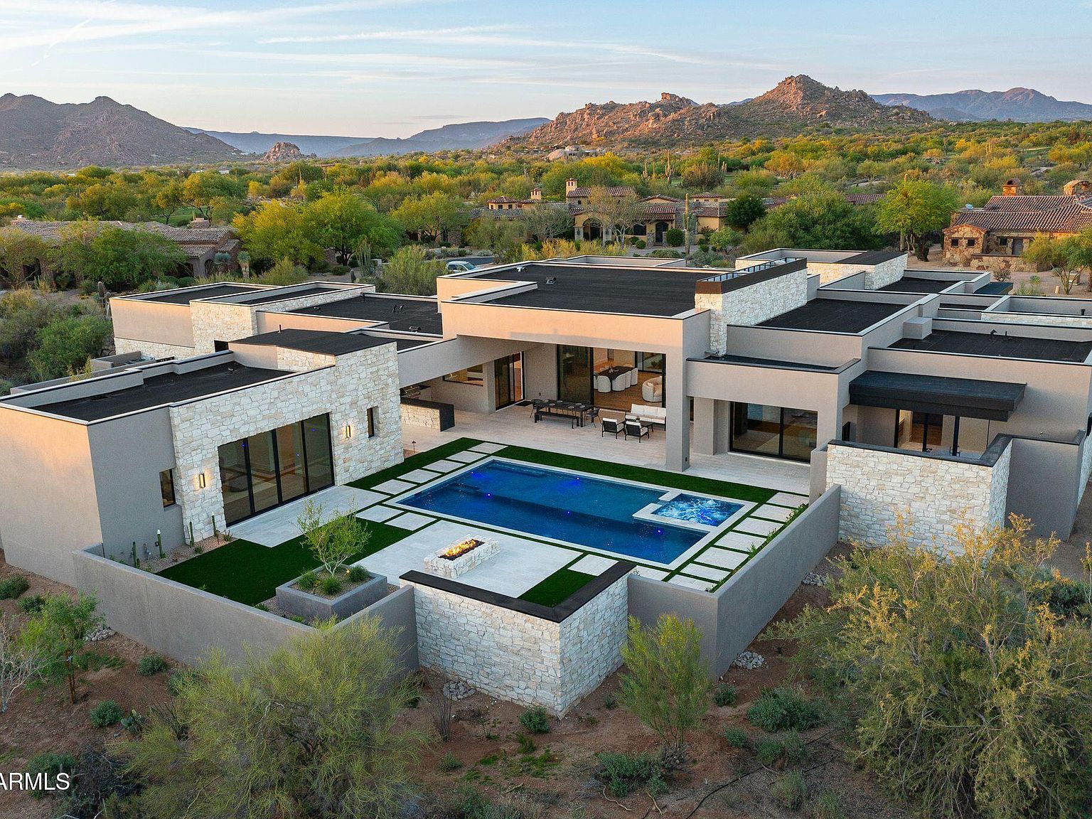 7498 E Whisper Rock Trl Scottsdale, AZ 85266 - Thumbnail 2