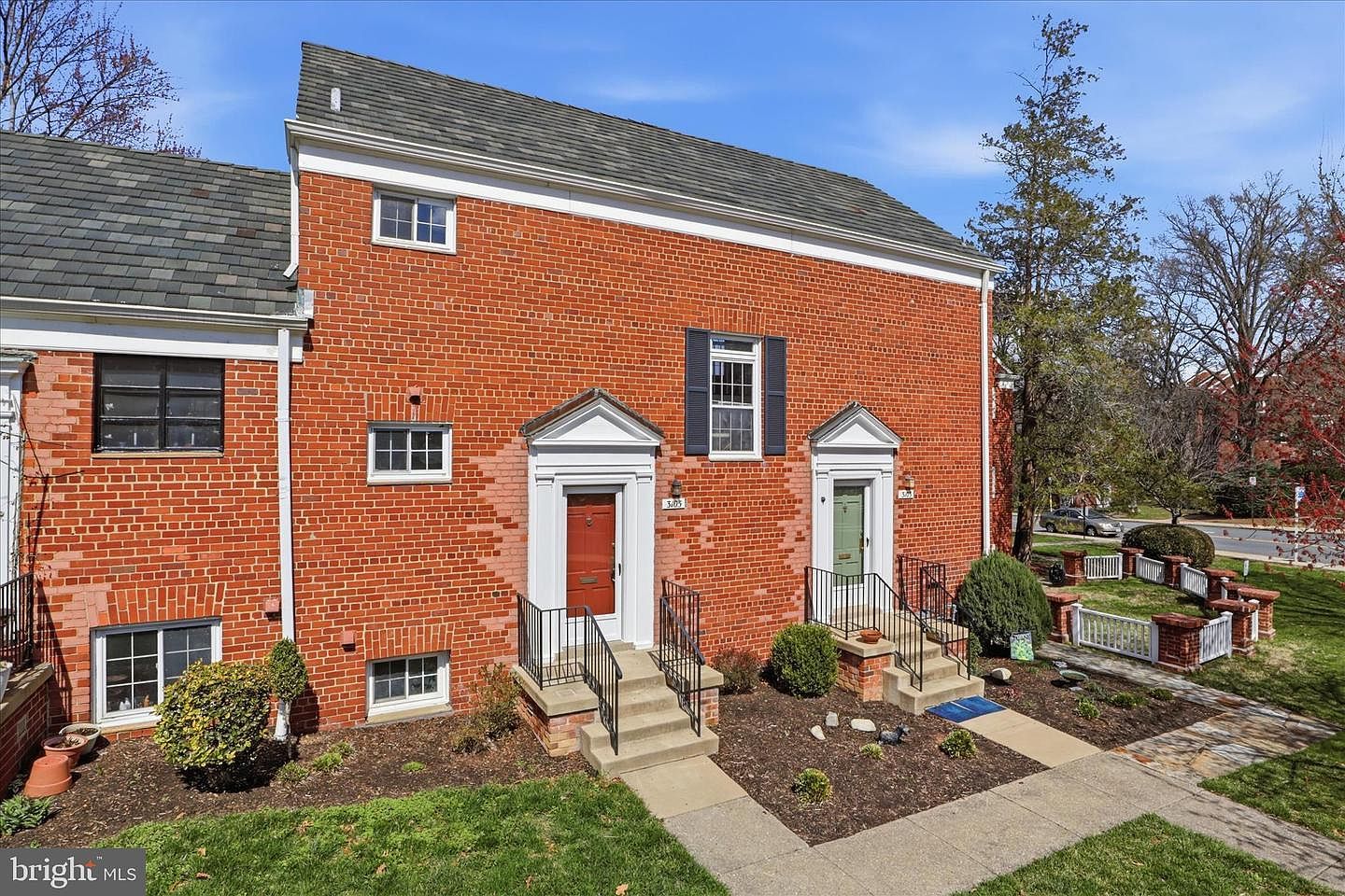 3105 Martha Custis Dr Alexandria, VA 22302 - Thumbnail 2