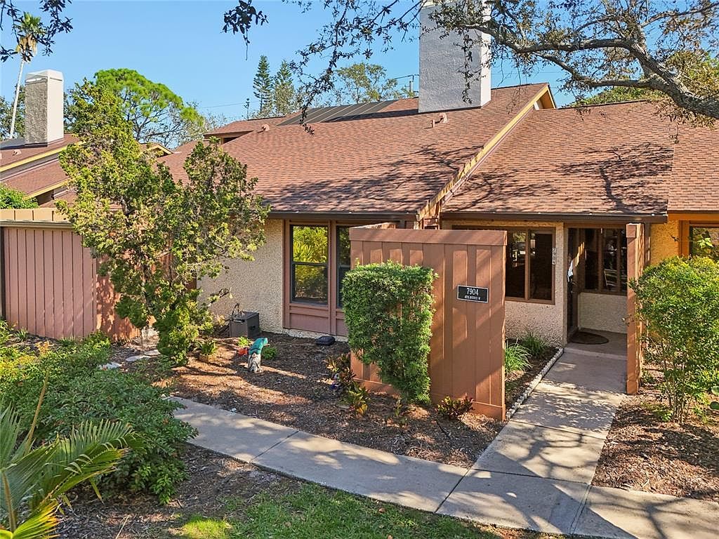 7904 4th Ave W Bradenton, FL 34209 - Thumbnail 2