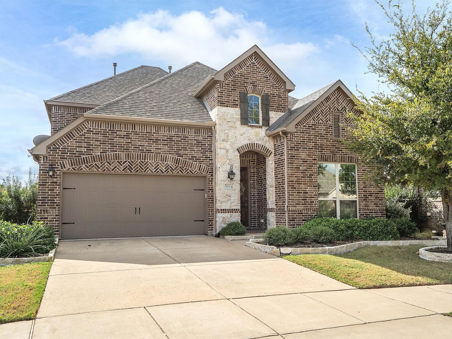 9916 Bitterroot Dr Little Elm, TX 75068 - Thumbnail 2