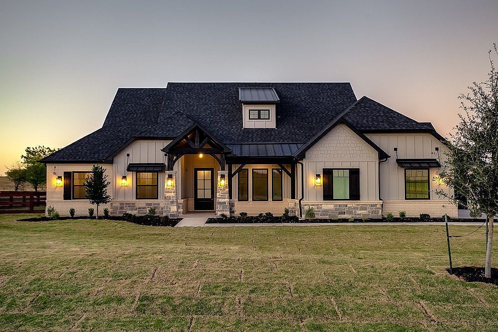 9453 Bluestem Lane Dish Justin, TX 76247, 76247