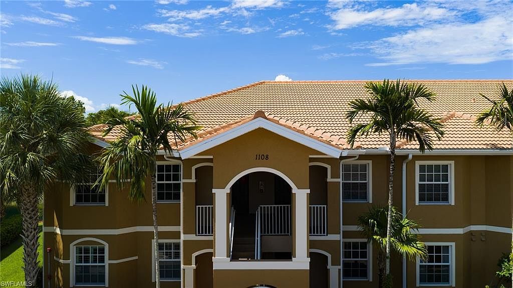 1108 Winding Pines Cir Unit 201 Cape Coral, FL 33909, 33909