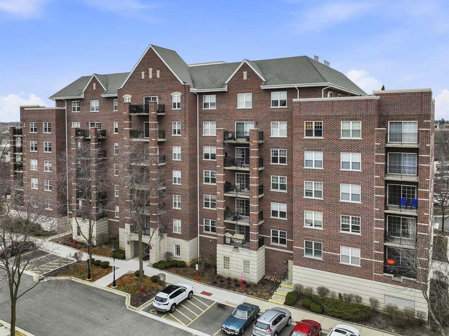 410 W Mahogany Ct Unit 509 Palatine, IL 60067 - Thumbnail 2