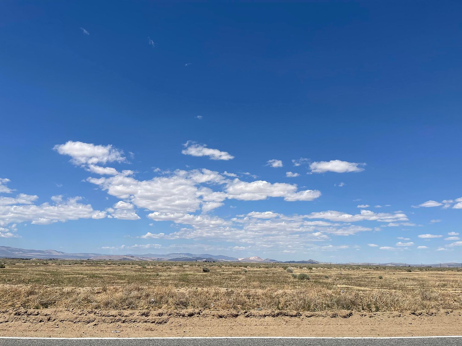 W Vic West Ave #G Lancaster, CA 93536 - Thumbnail 2