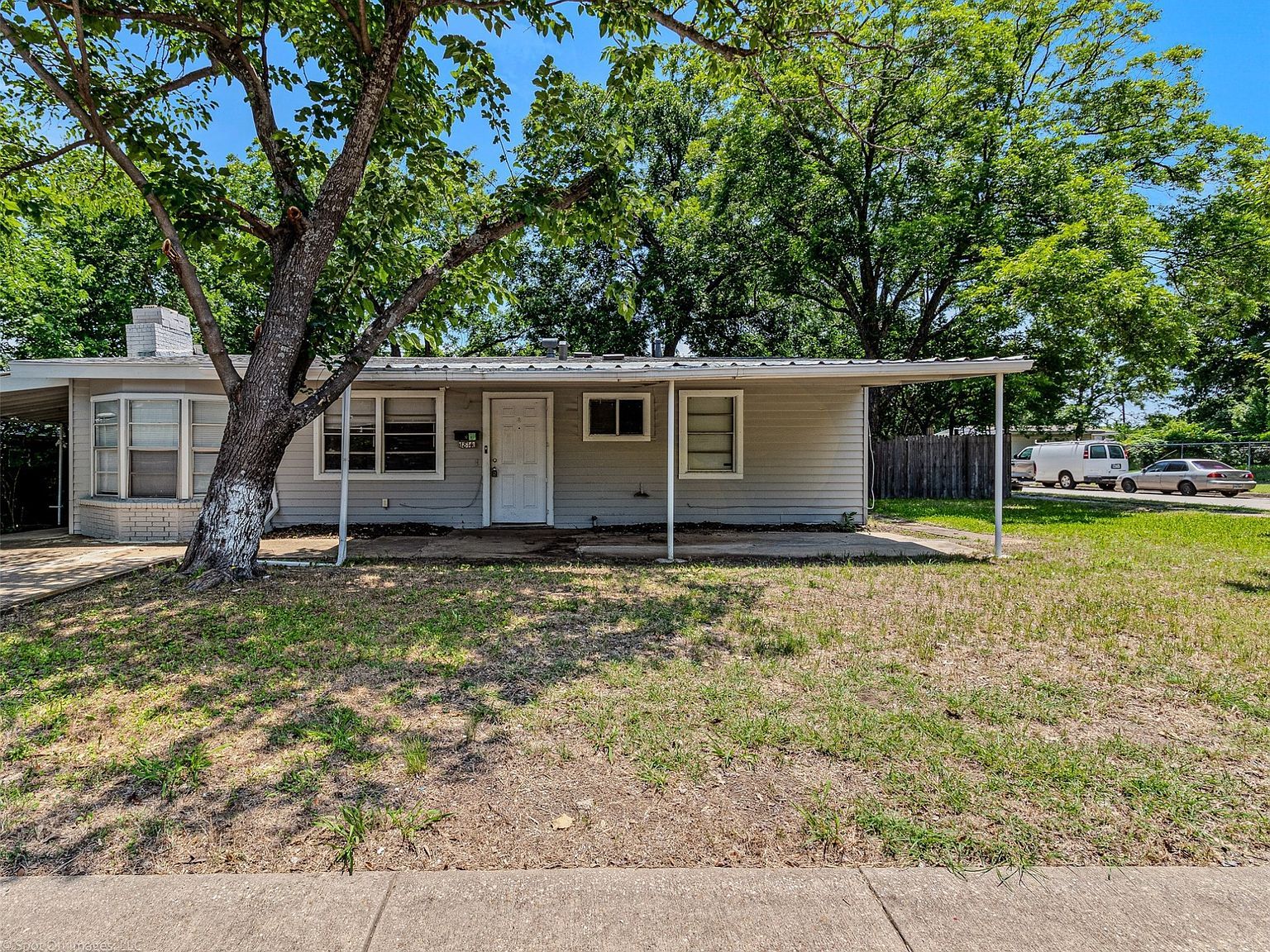 1814 Cumberland Dr Garland, TX 75040 - Thumbnail 2