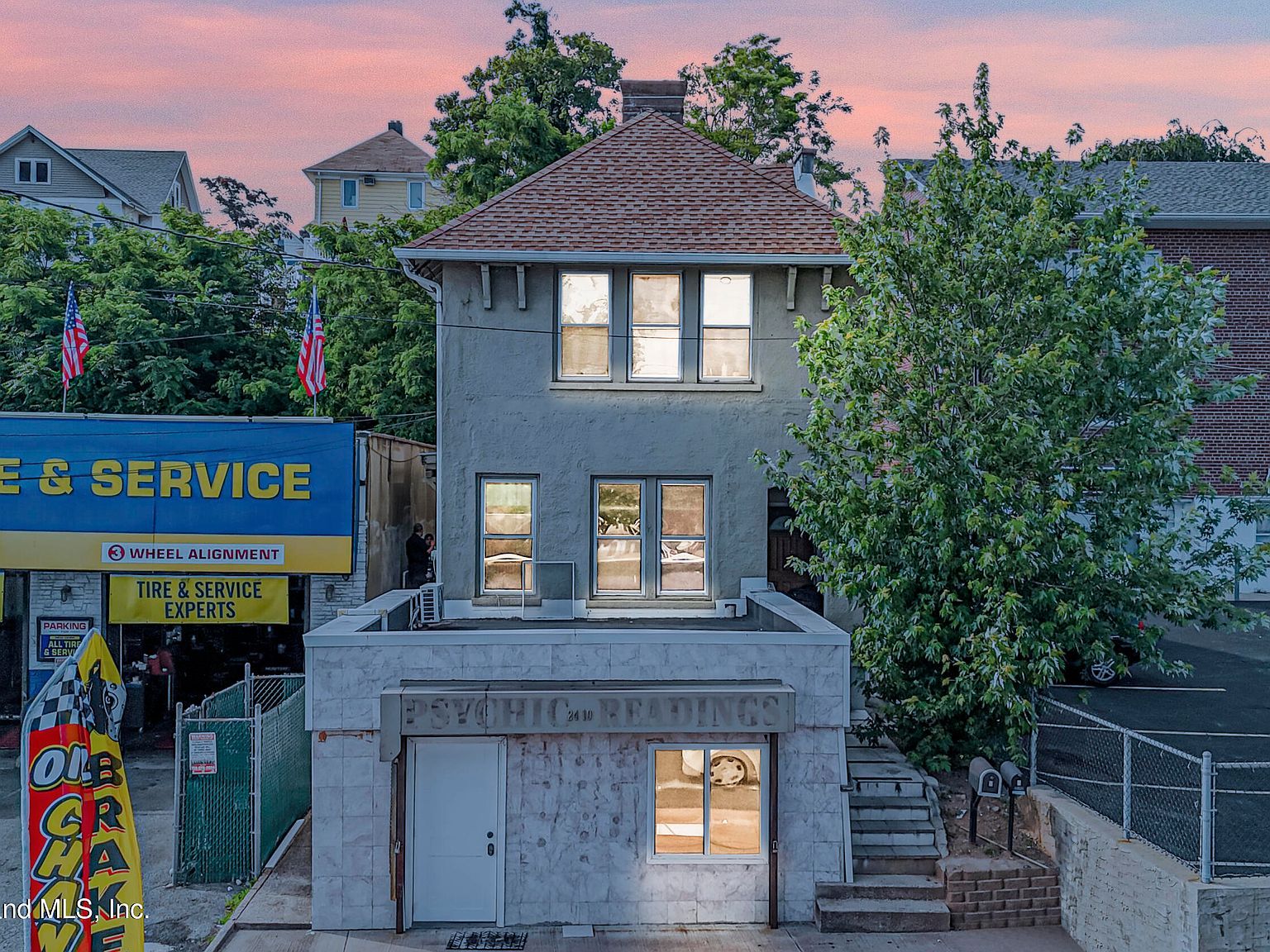 2419 Richmond Rd Staten Island, NY 10306 - Thumbnail 2