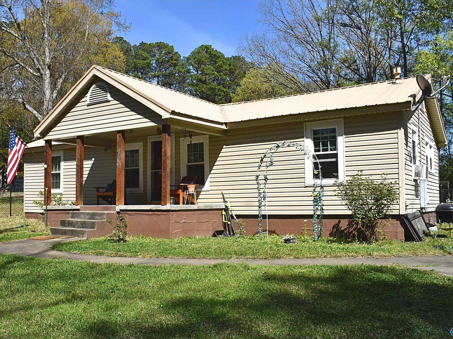 130 New York Ave Gadsden, AL 35903  | Single Family