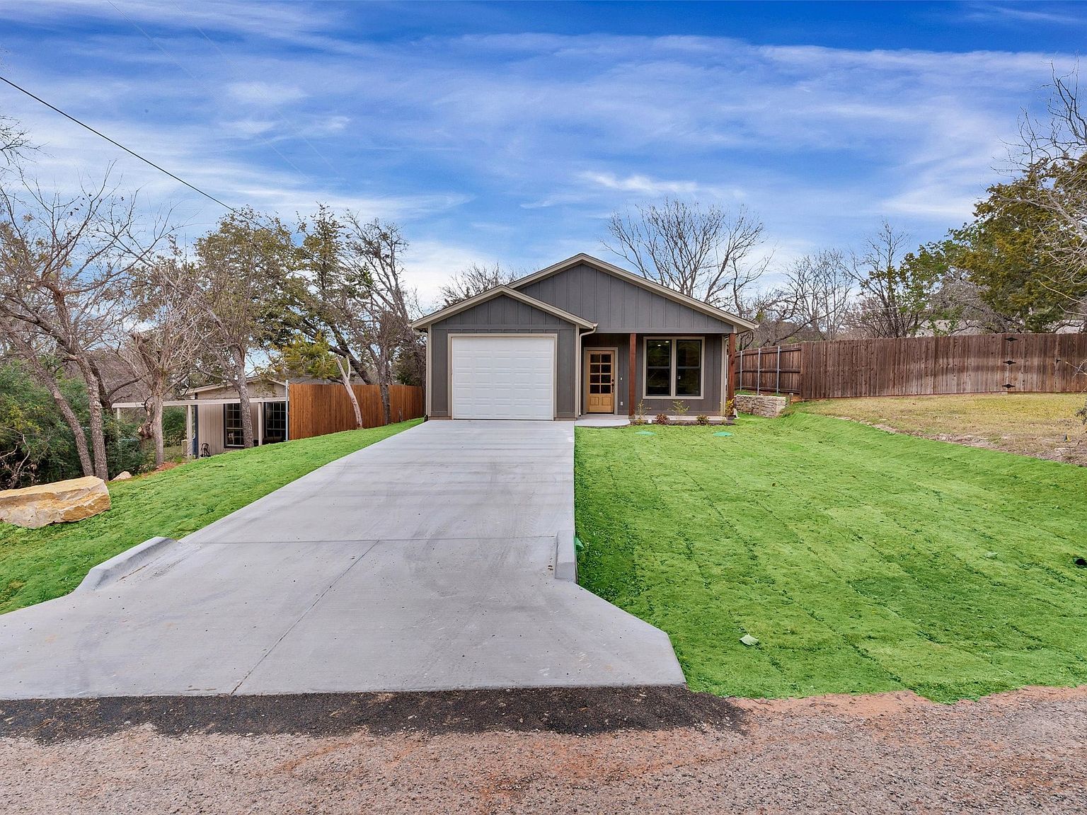 1712 Boot Hill Rd Granbury, TX 76049 - Thumbnail 2