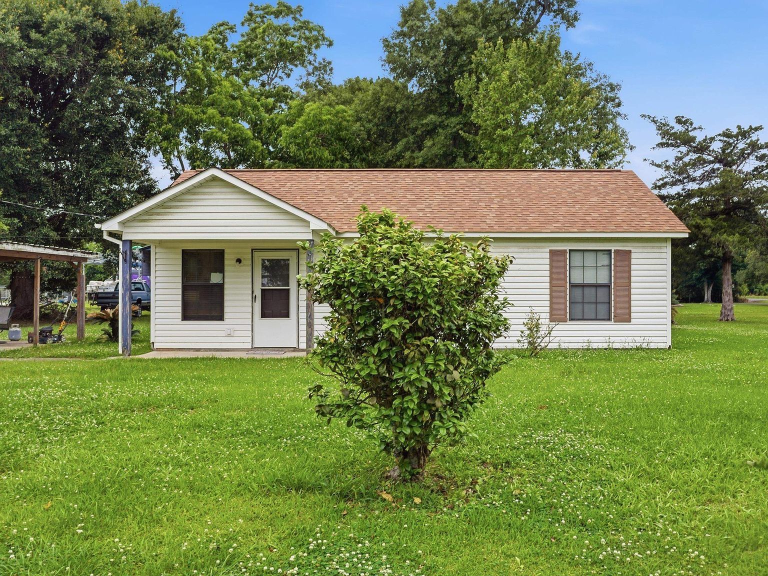 102 Murphy Dr Vinton, LA 70668, 70668