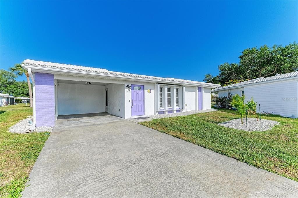 140 Circlewood Dr #C1-4 Venice, FL 34293 | Condominium