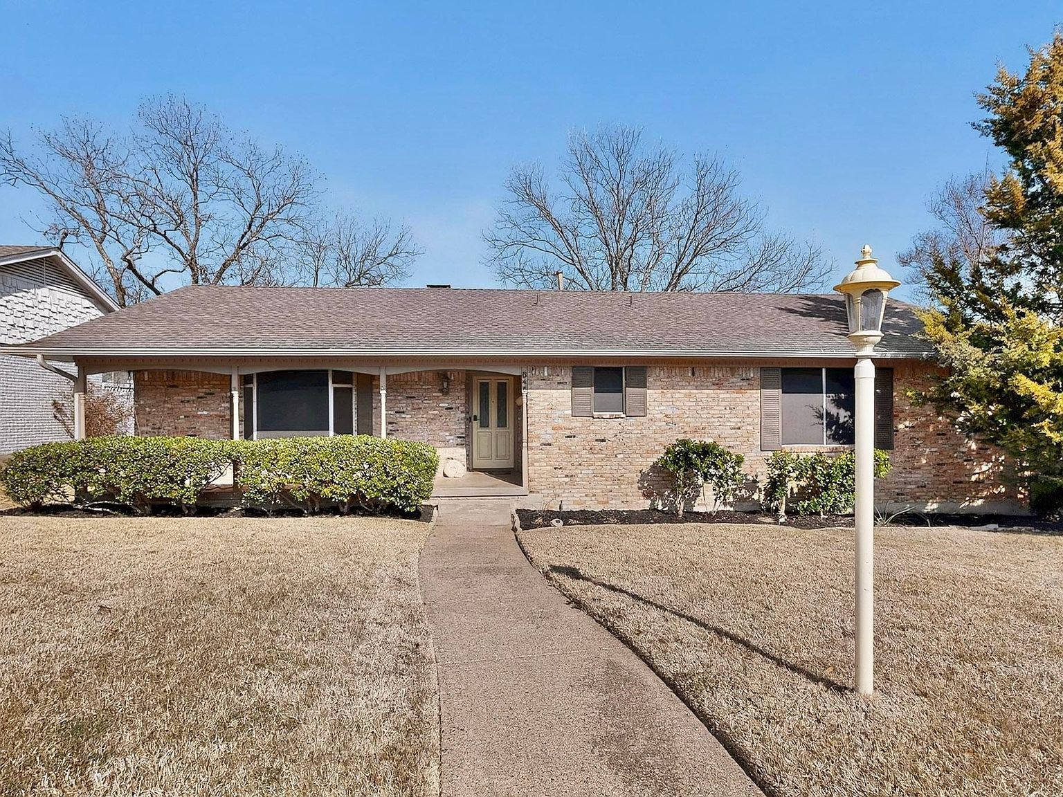 846 Creekridge Dr Dallas, TX 75218 - Thumbnail 2