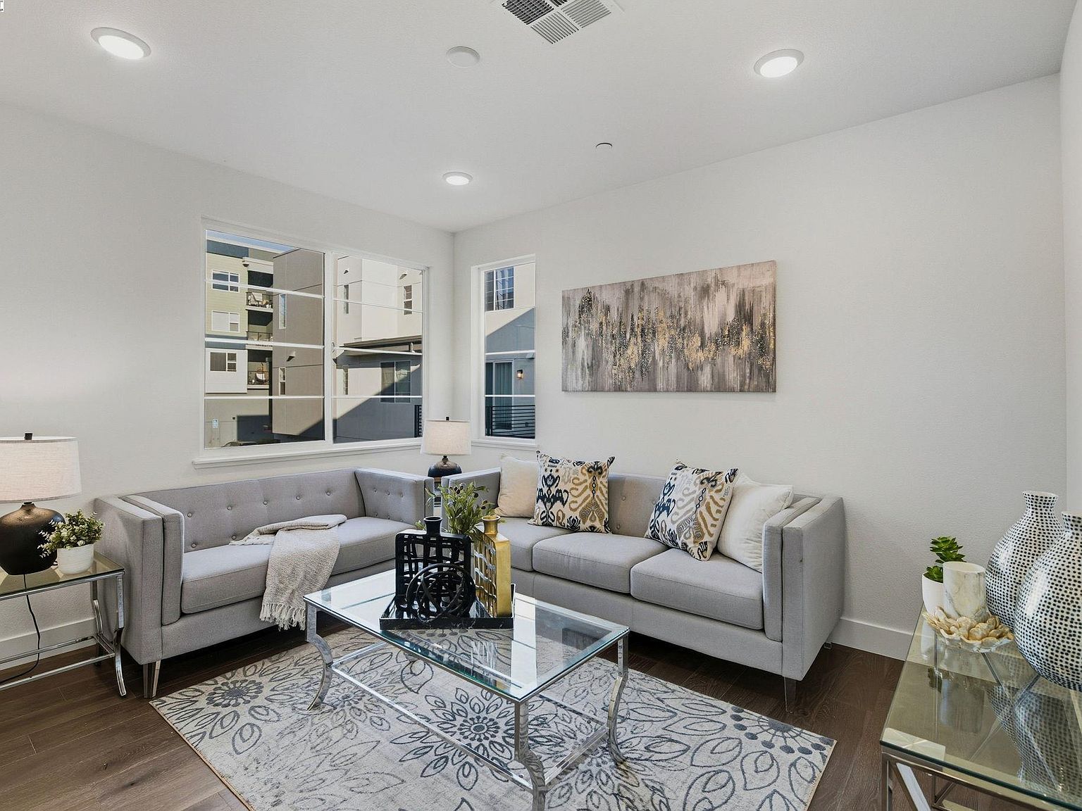 29322 Hub Ln Hayward, CA 94544 - Thumbnail 2