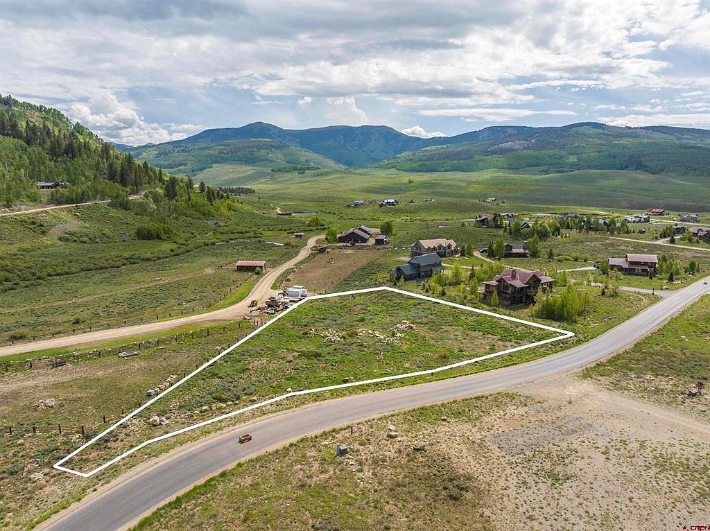 163 N Avion Dr Crested Butte, CO 81224 - Thumbnail 2