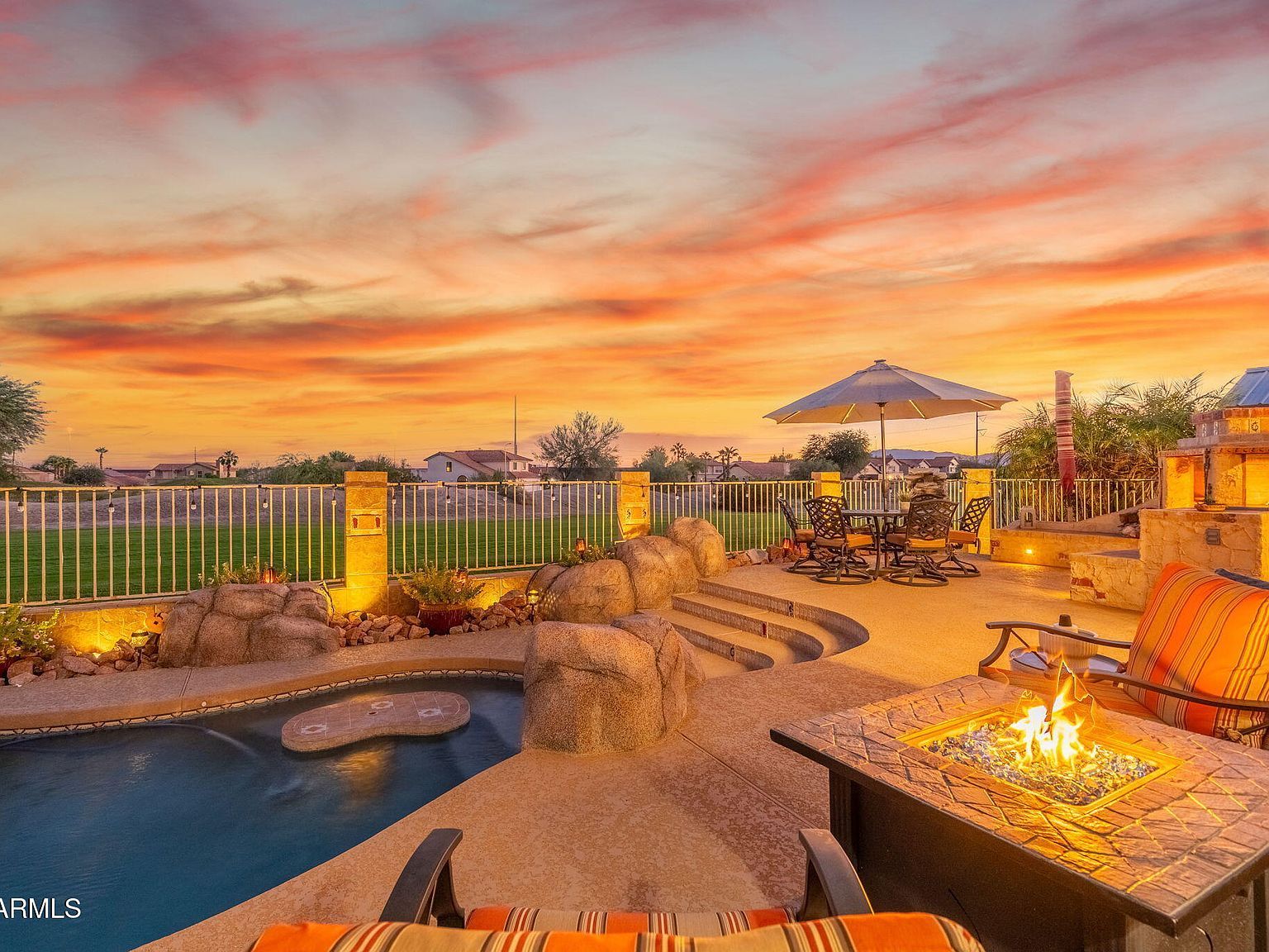 1437 E Glenhaven Dr Phoenix, AZ 85048 - Thumbnail 2