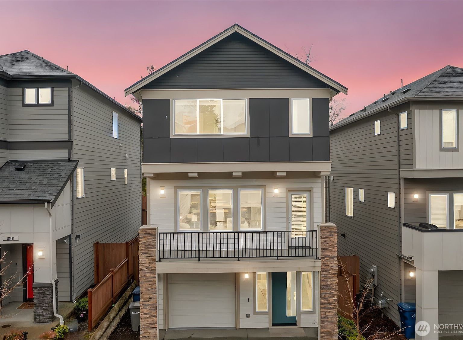 309 207th Pl SE Bothell, WA 98012 - Thumbnail 2